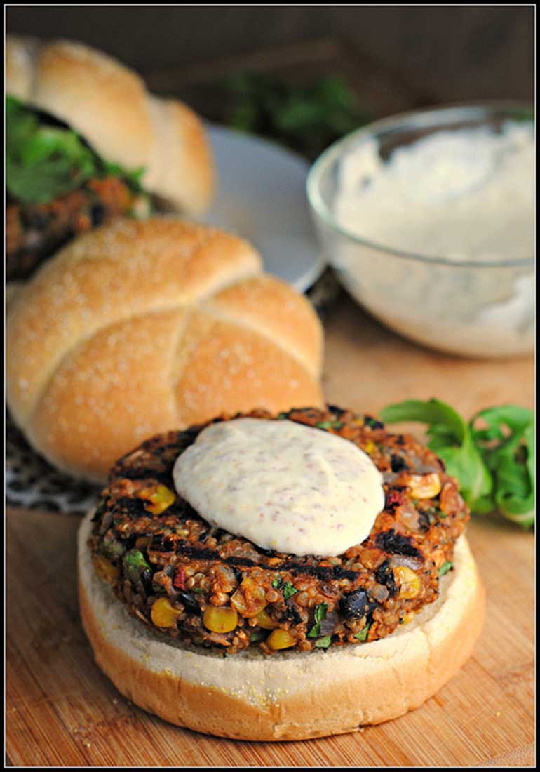 black bean and quinoa veggie burger