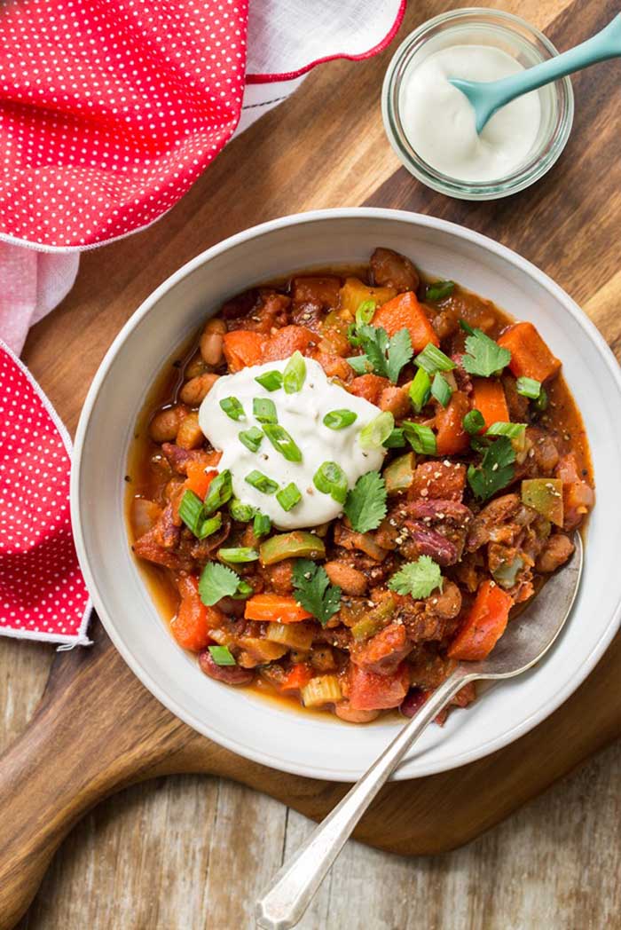 Bean and Onion Chili with Homemade Cashew Sour Cream