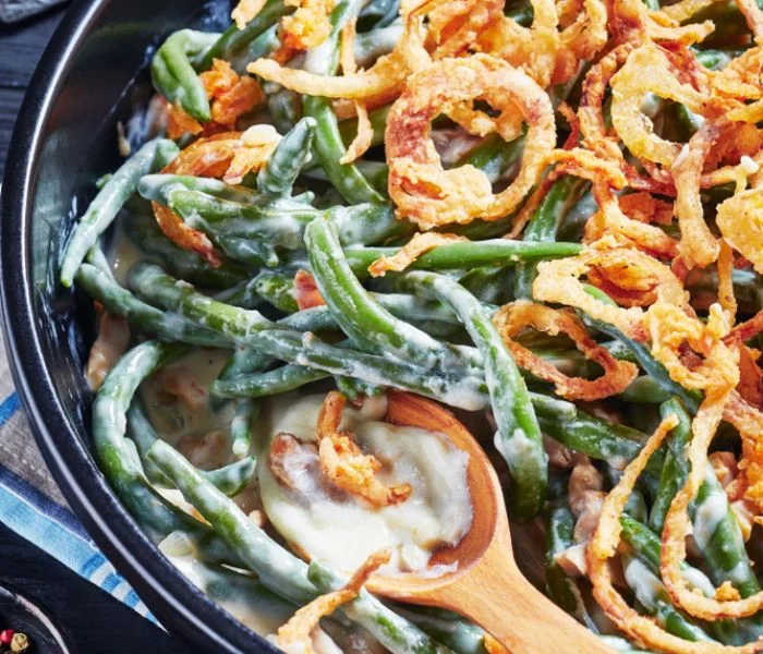 Creamy Green Beans with Bacon Bits