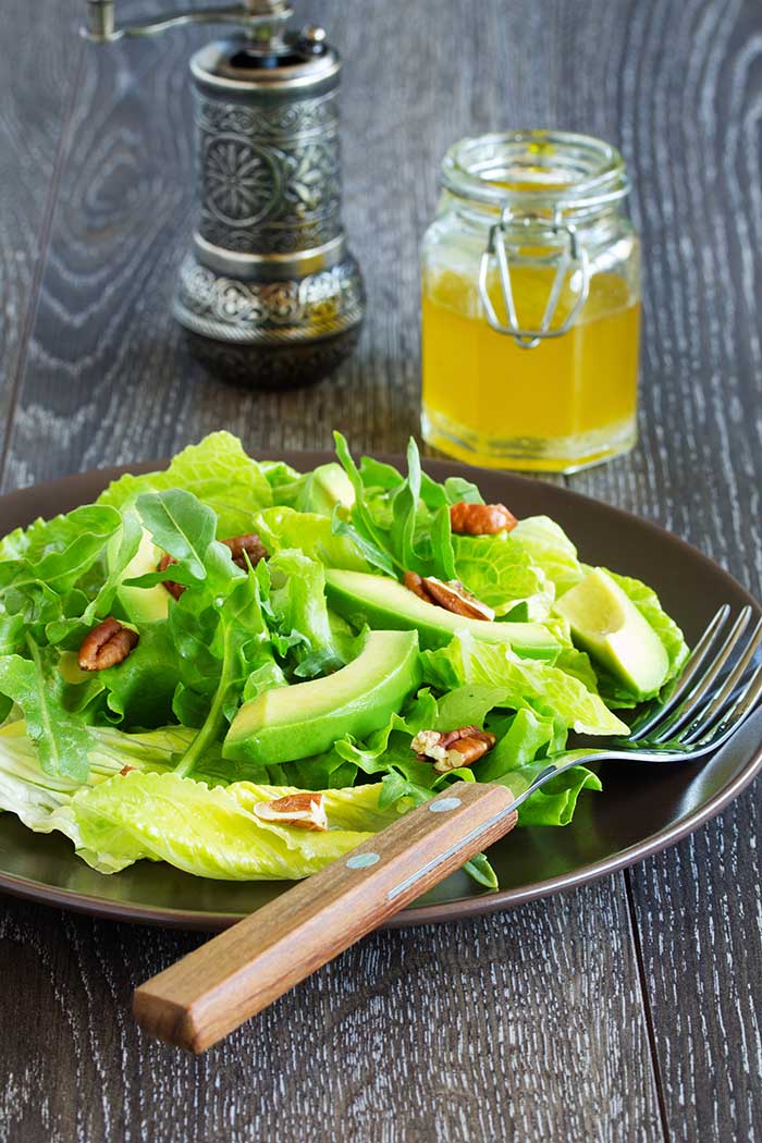 Fresh Green Salad with Avocado and Pecan