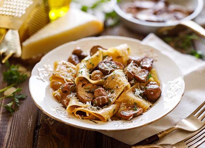 Pappardelle pasta with porcini mushrooms