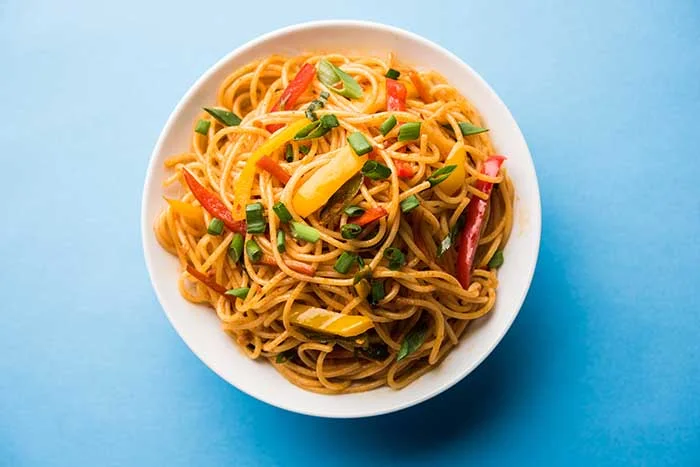 chow mein noodles on bowl