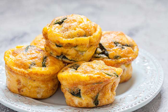 egg muffins with spinach bacon cheese