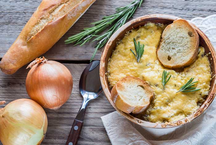 What to Serve With French Onion Soup [11 Best Side Dishes]
