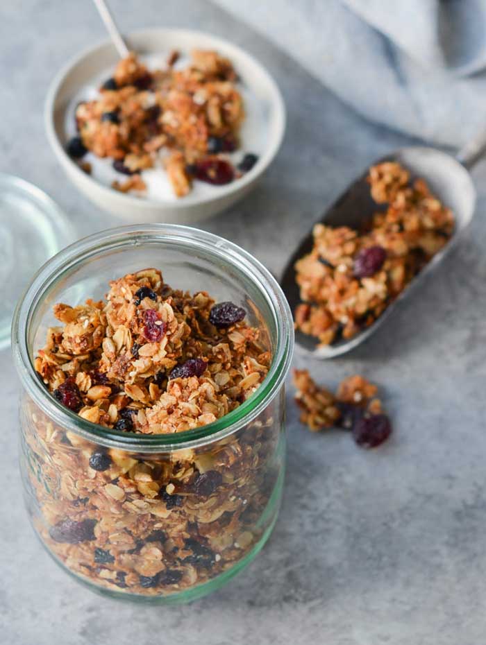 Pecans, Oats and Greek Yogurt Granola