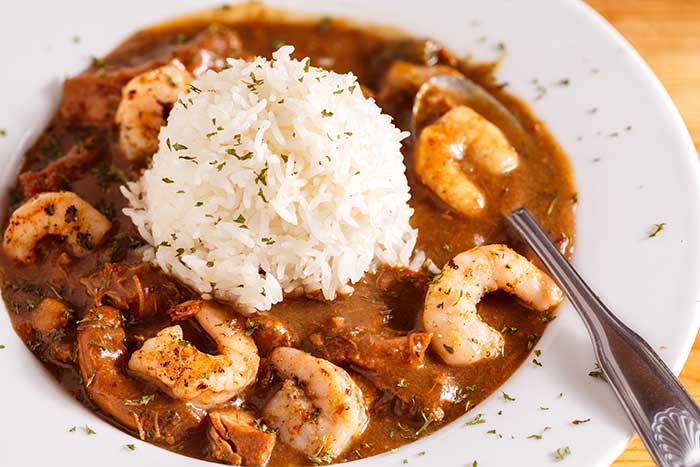 What to Serve with Gumbo [11 Easy Recipe Ideas]